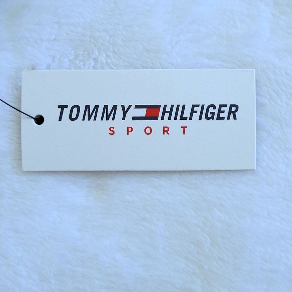 ✨️HP✨️ Tommy Hilfiger Sport🤾‍♀️ Leopard🐆 Print Top - NWT - Picture 4 of 15